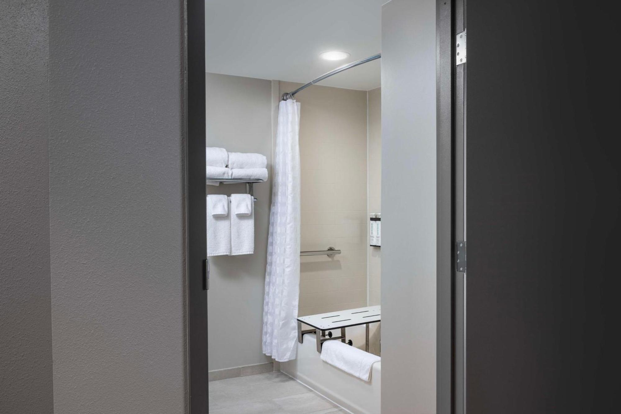 Hyatt Place Chantilly Dulles Airport South Ngoại thất bức ảnh