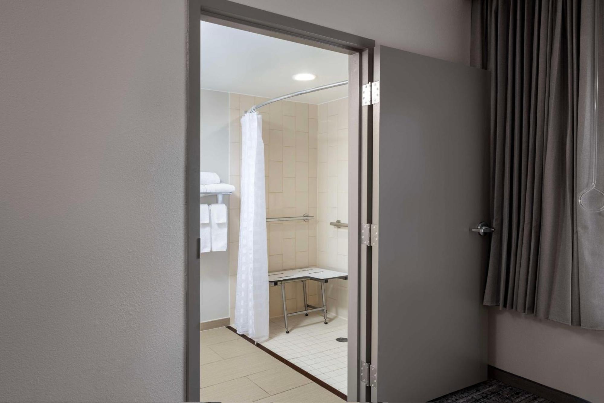 Hyatt Place Chantilly Dulles Airport South Ngoại thất bức ảnh