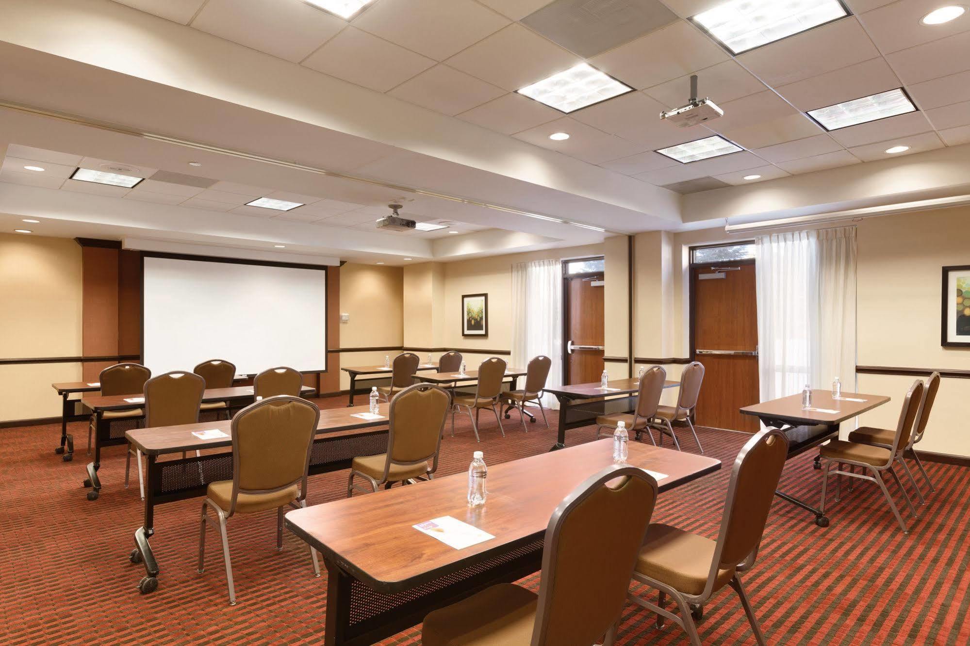 Hyatt Place Chantilly Dulles Airport South Ngoại thất bức ảnh